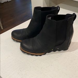 Sorel wedge ll Chelsea booties